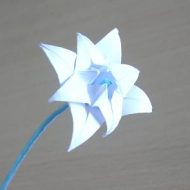 Fleur en papier pliage