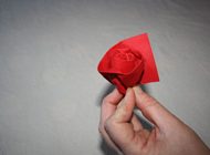 Pliage serviette papier rose